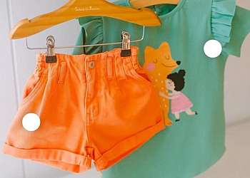 Cabide infantil com prendedor Cabide infantil com prendedor