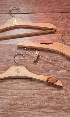 cabides de madeira cabides de madeira